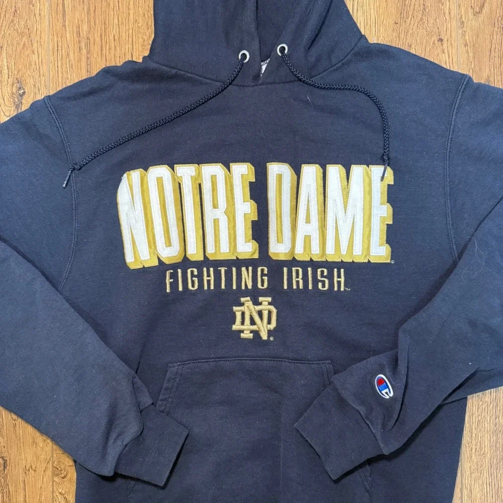 Champion Notre Dame Fighting Irish Blue Embroidered Hoodie Sweatshirt Mens S‎